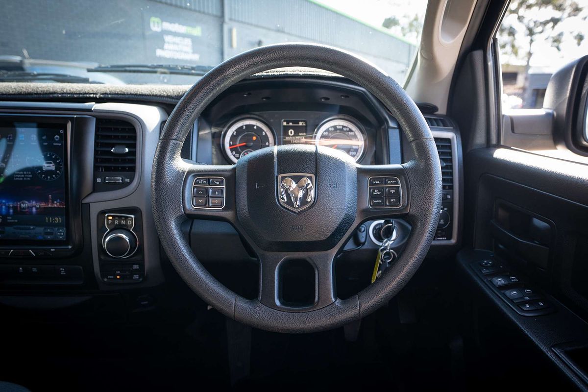2019 RAM 1500 Express RamBox DS 4X4 SWB