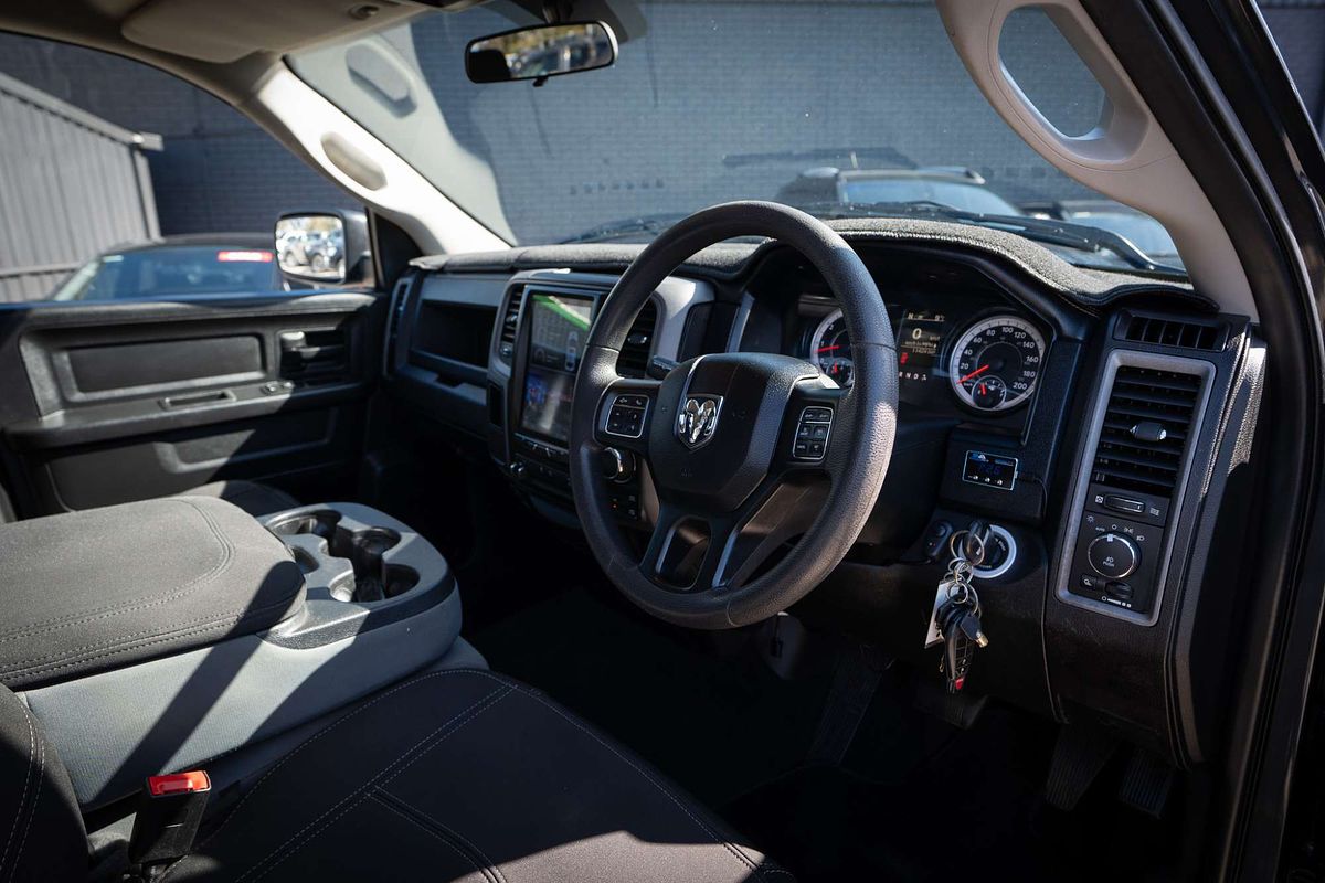 2019 RAM 1500 Express RamBox DS 4X4 SWB