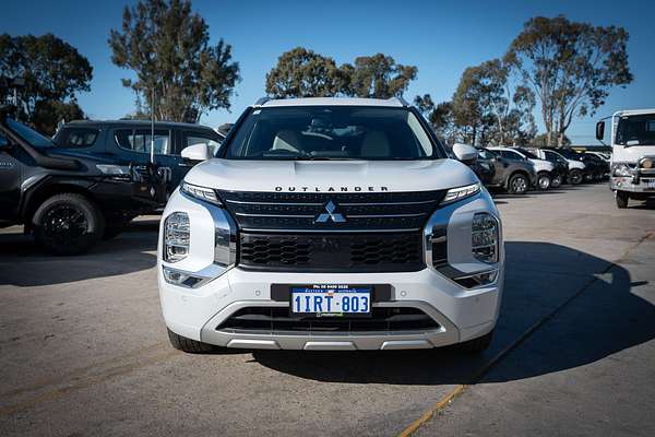2022 Mitsubishi Outlander Exceed ZM