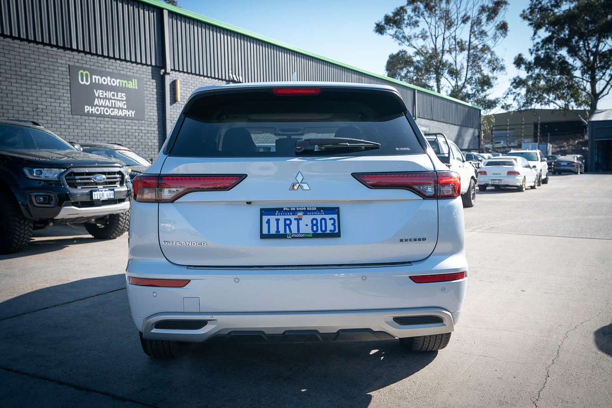 2022 Mitsubishi Outlander Exceed ZM