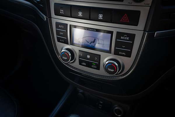 2011 Hyundai Santa Fe Highlander CM