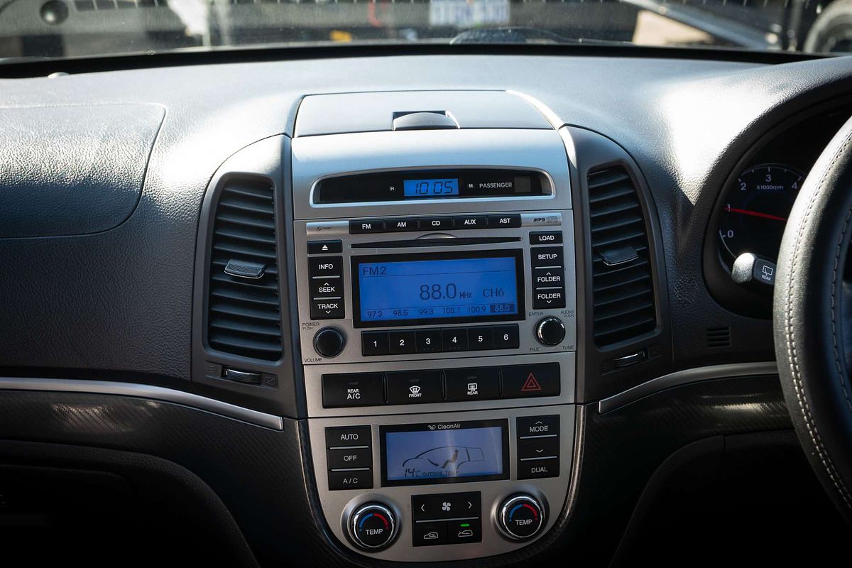 2011 Hyundai Santa Fe Highlander CM