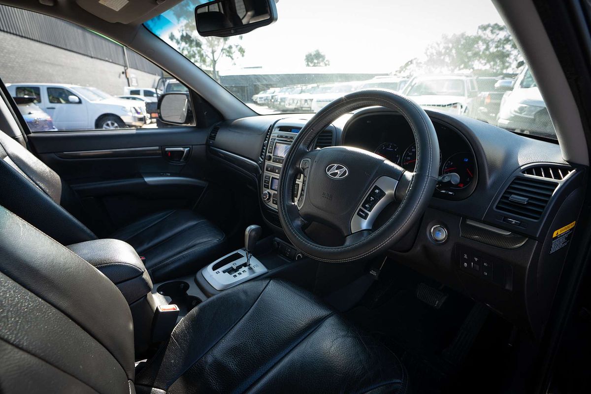 2011 Hyundai Santa Fe Highlander CM