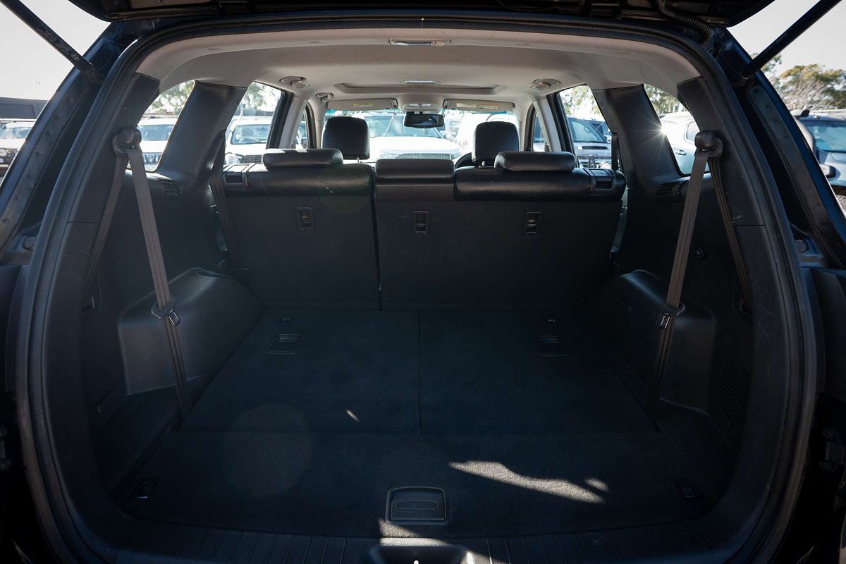 2011 Hyundai Santa Fe Highlander CM