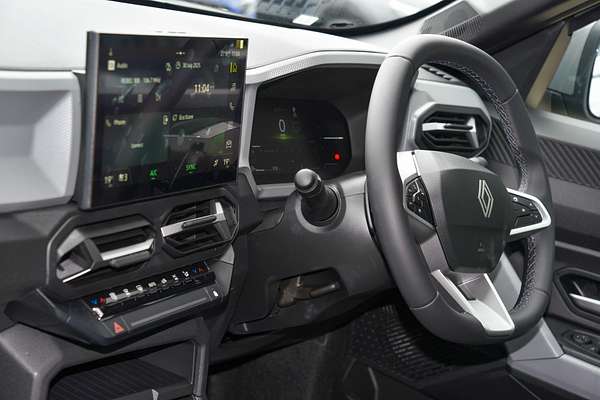 2025 Renault Duster Evolution X1311