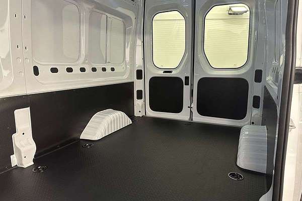 2025 LDV Deliver 9 LWB