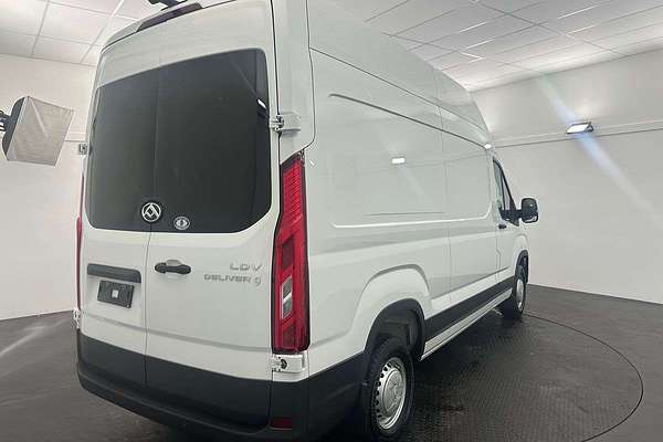2025 LDV Deliver 9 LWB