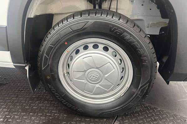 2025 LDV Deliver 9 LWB