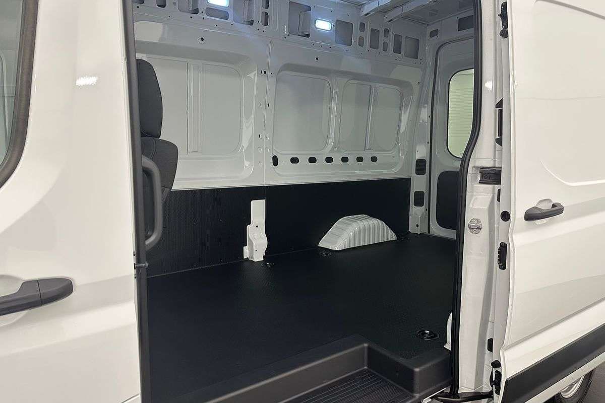 2025 LDV Deliver 9 LWB