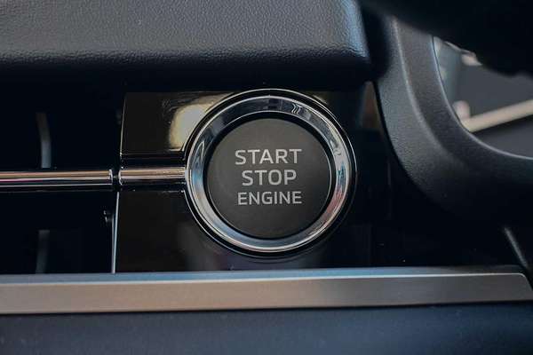2024 Mitsubishi Outlander LS ZM