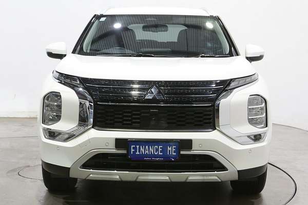2024 Mitsubishi Outlander LS ZM
