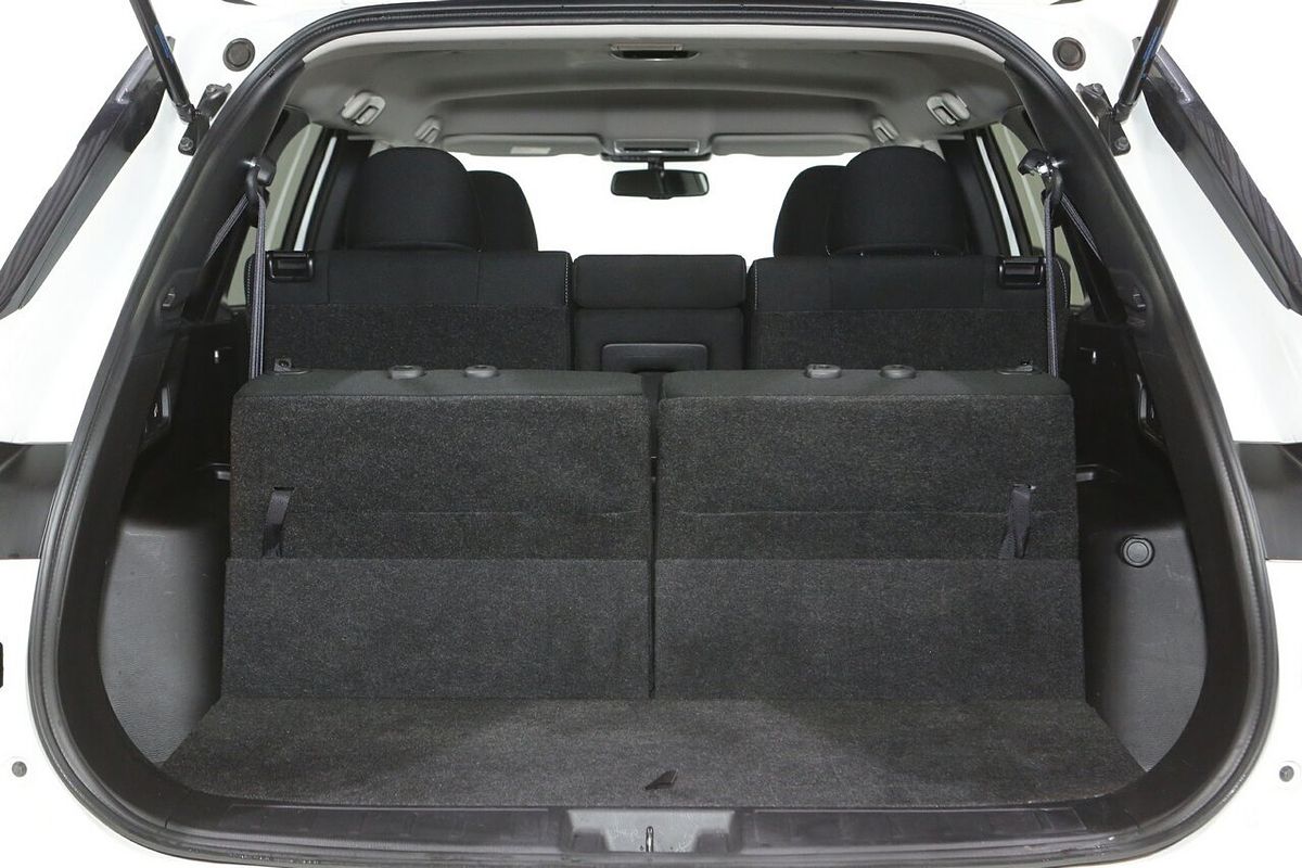 2024 Mitsubishi Outlander LS ZM