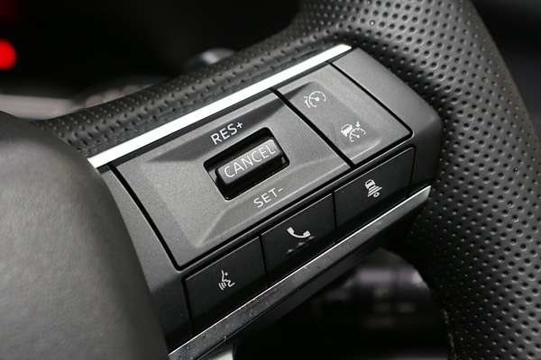 2024 Mitsubishi Outlander LS ZM