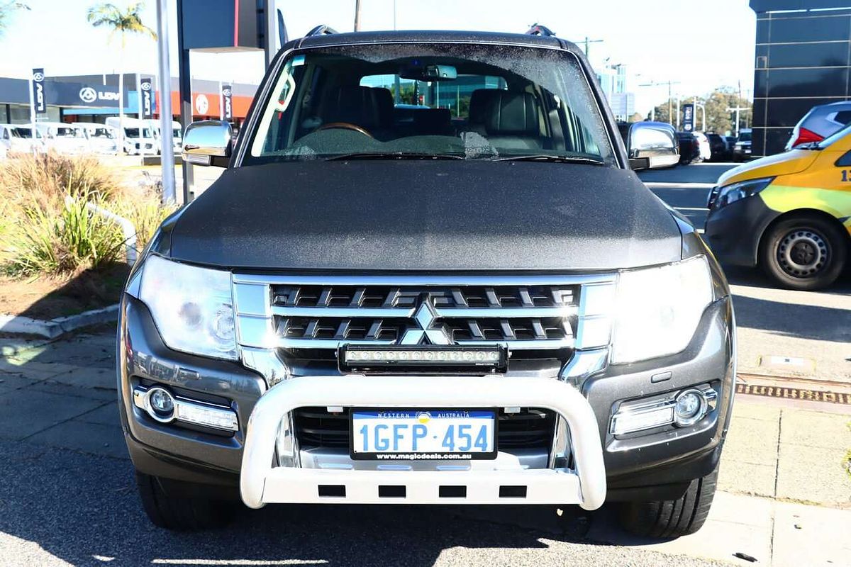 2017 Mitsubishi Pajero Exceed NX