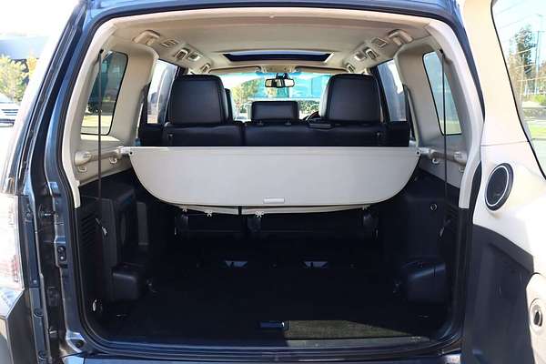 2017 Mitsubishi Pajero Exceed NX
