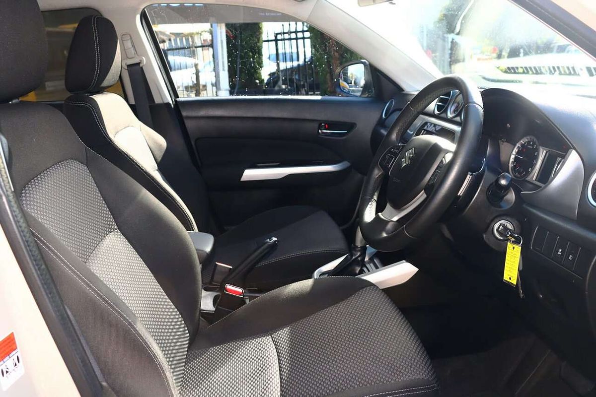 2016 Suzuki Vitara RT-S LY