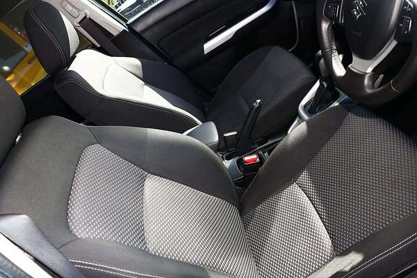 2016 Suzuki Vitara RT-S LY