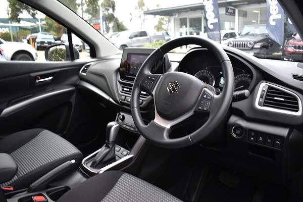 2024 Suzuki S-Cross JYB