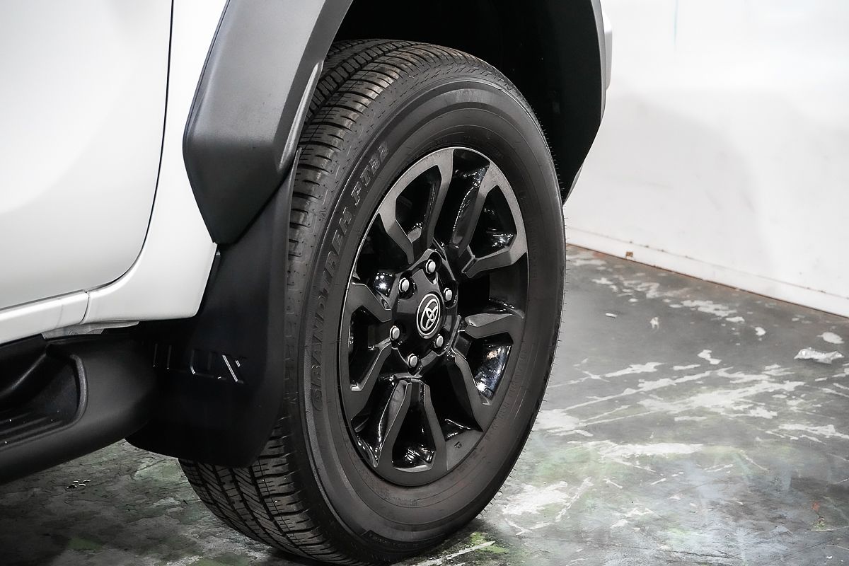 2024 Toyota Hilux Rogue 48V GUN126R 4X4