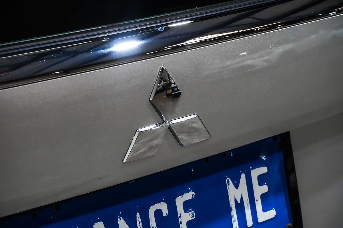 2020 Mitsubishi Outlander ES ZL
