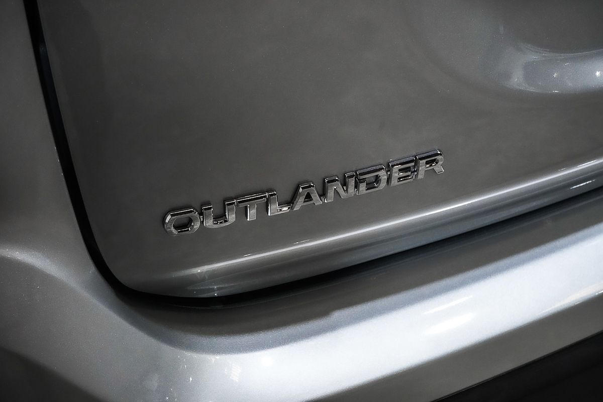 2020 Mitsubishi Outlander ES ZL