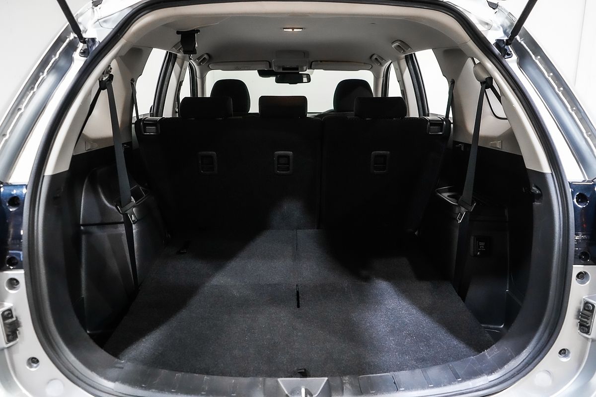 2020 Mitsubishi Outlander ES ZL