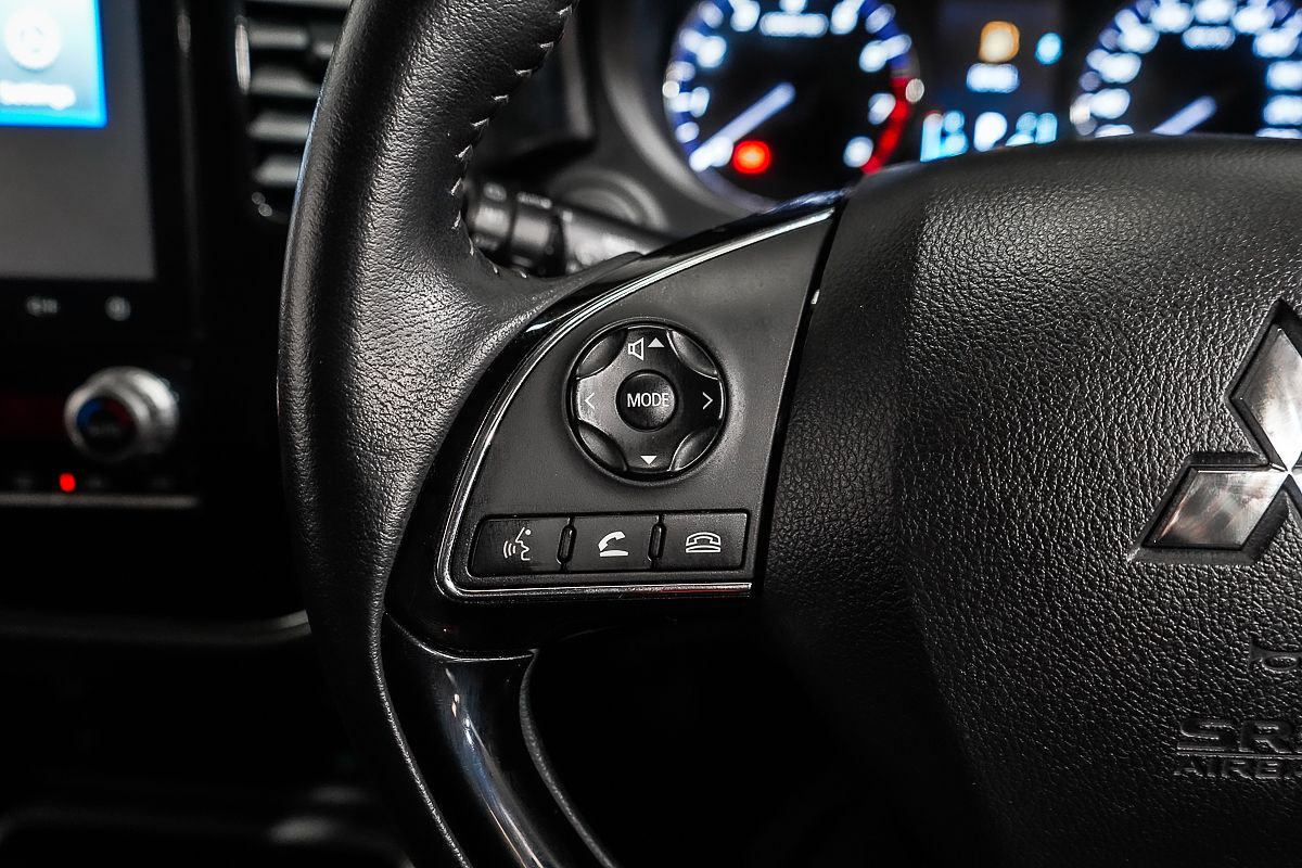 2020 Mitsubishi Outlander ES ZL