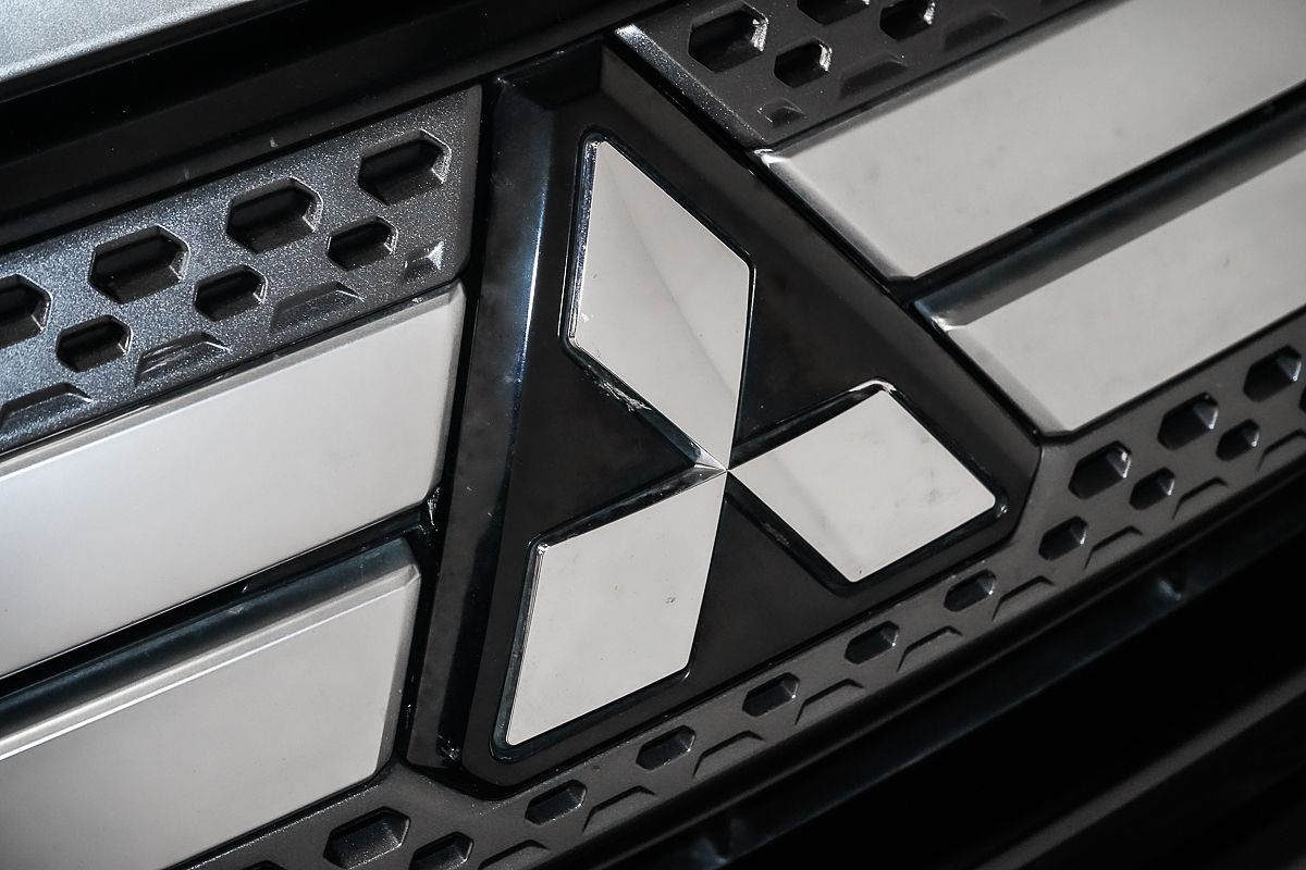2020 Mitsubishi Outlander ES ZL