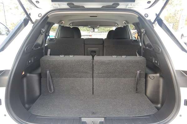 2024 Mitsubishi Outlander ES ZM