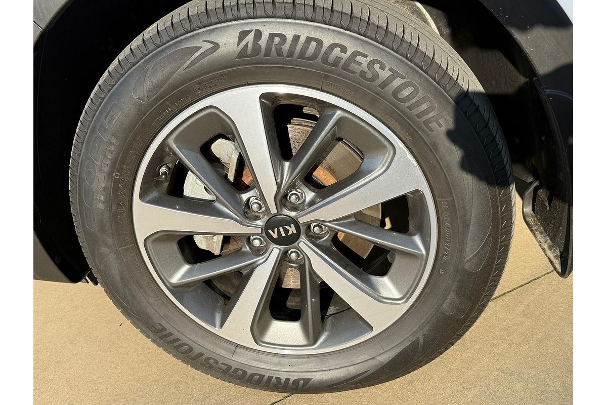 2018 Kia Sorento SLi UM