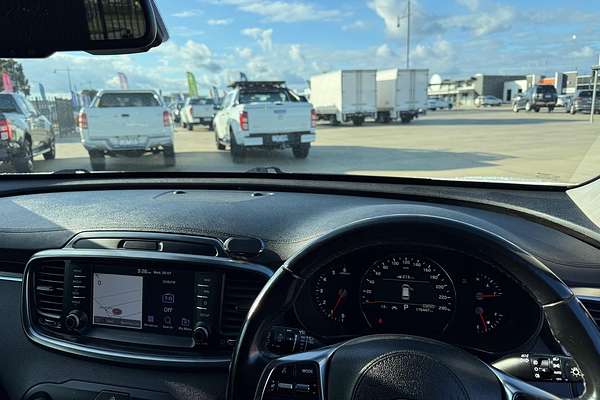2018 Kia Sorento SLi UM