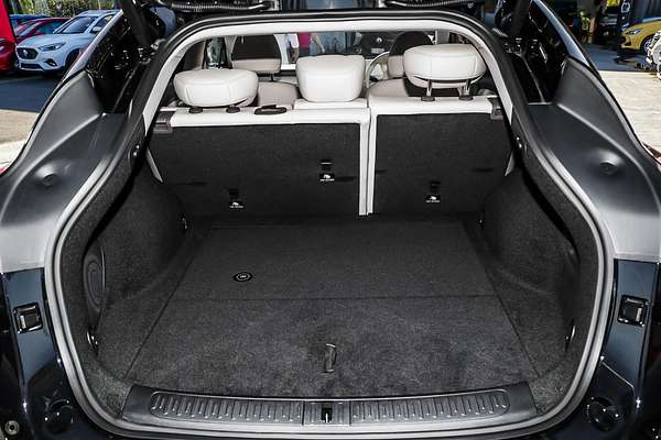 2025 MG IM6 Performance S12L
