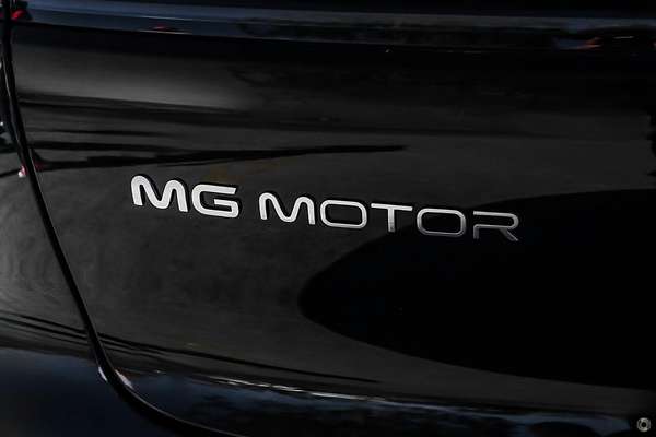 2025 MG IM6 Performance S12L