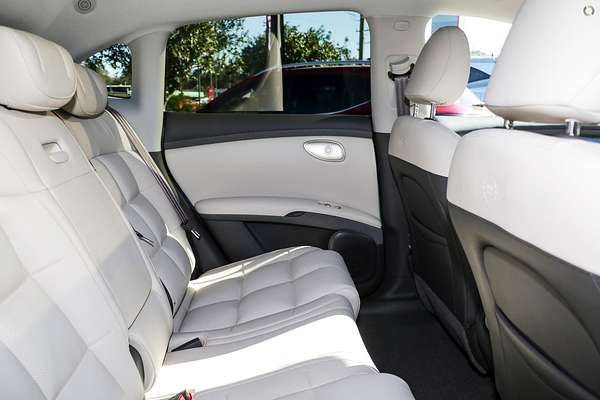 2025 MG IM6 Performance S12L