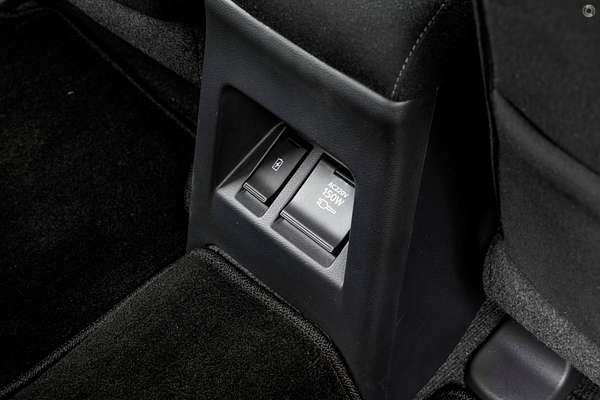 2021 Mitsubishi Pajero Sport GLX QF