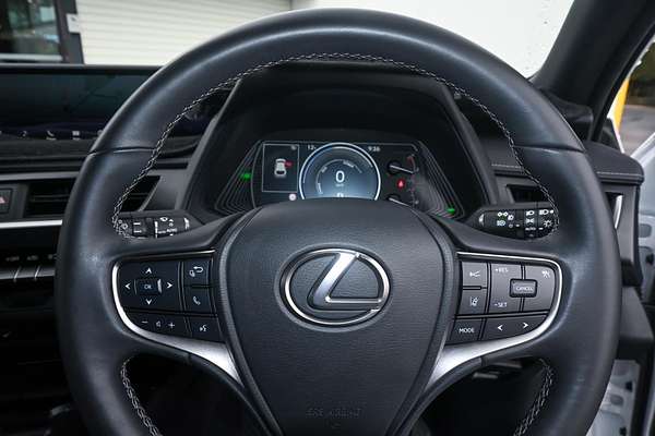 2021 Lexus UX UX250h Luxury MZAH10R