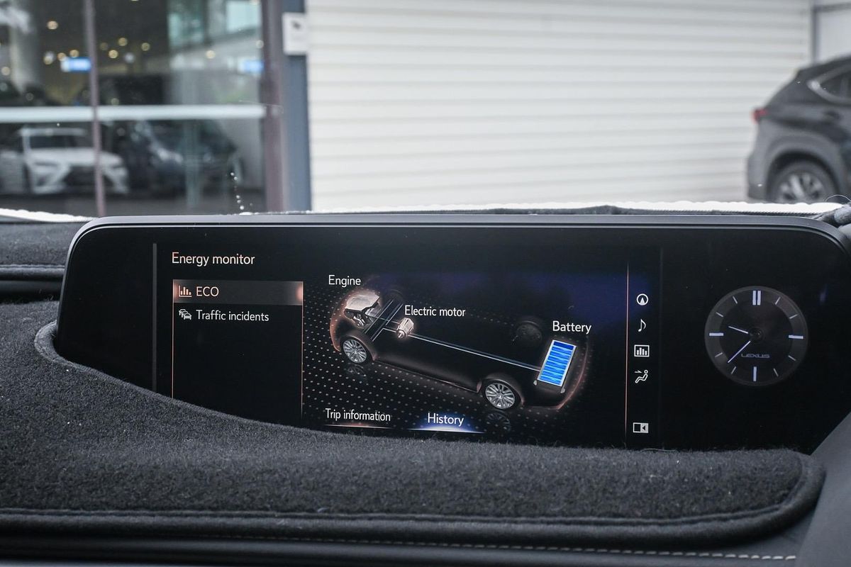 2021 Lexus UX UX250h Luxury MZAH10R