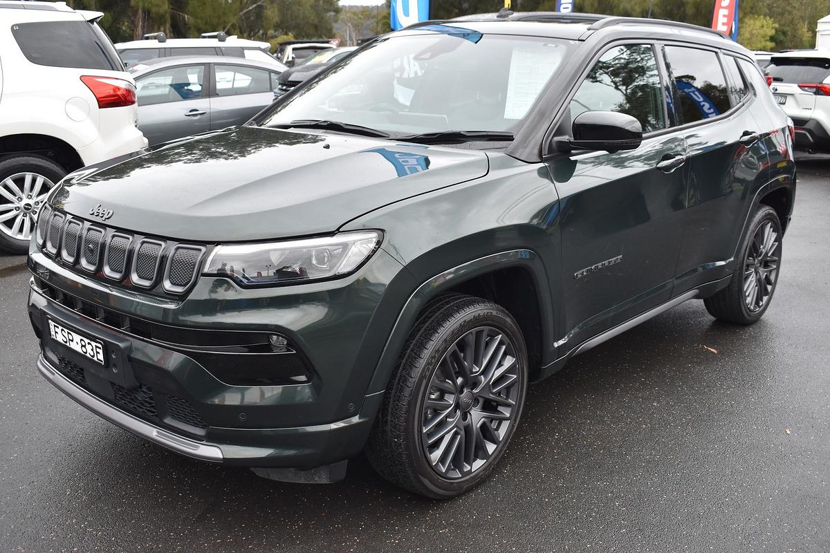 2022 Jeep Compass Limited M6