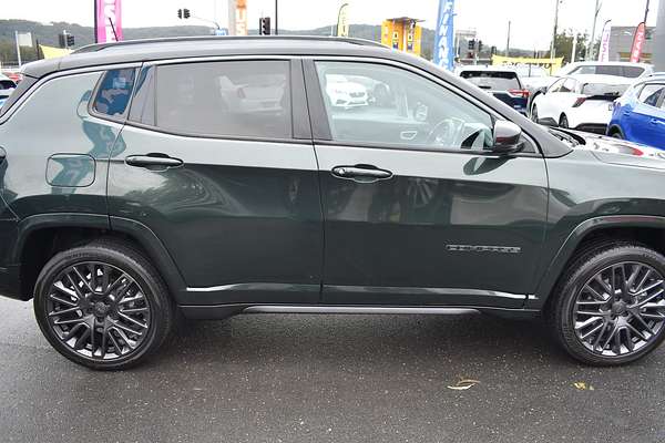 2022 Jeep Compass Limited M6