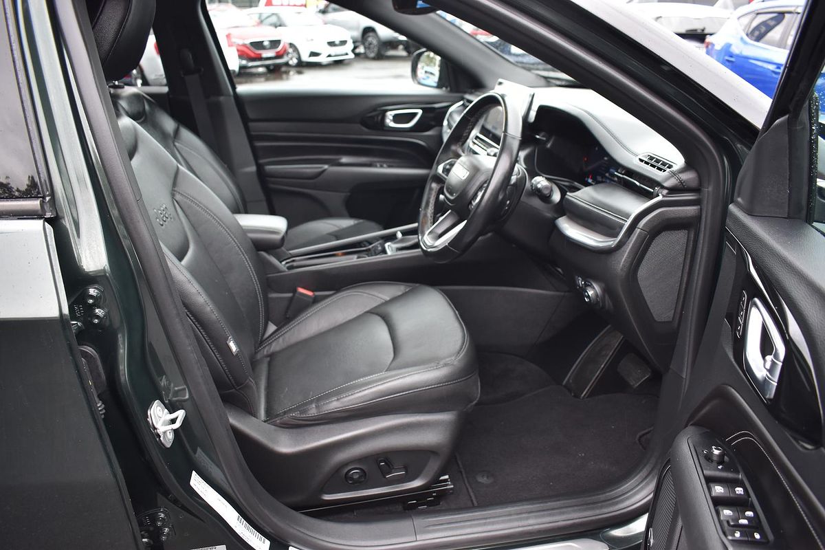 2022 Jeep Compass Limited M6