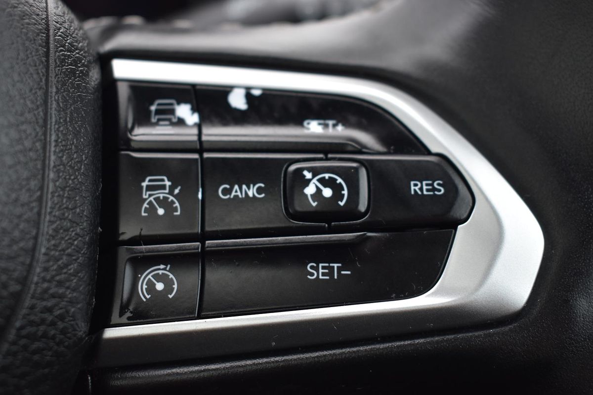 2022 Jeep Compass Limited M6