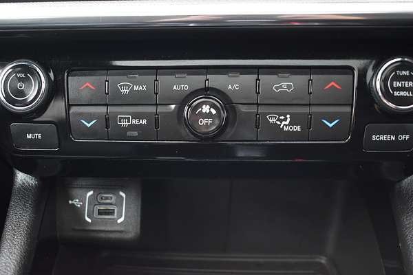 2022 Jeep Compass Limited M6