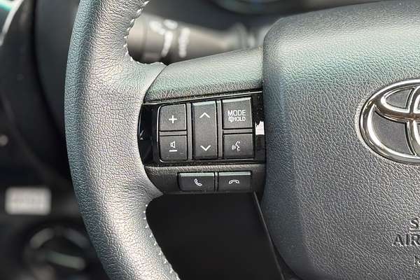 2024 Toyota Hilux Rogue 48V GUN126R 4X4