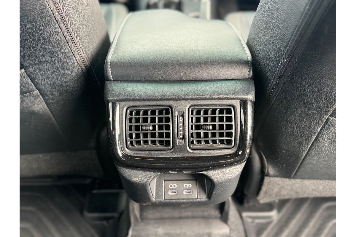 2024 Toyota Hilux Rogue 48V GUN126R 4X4