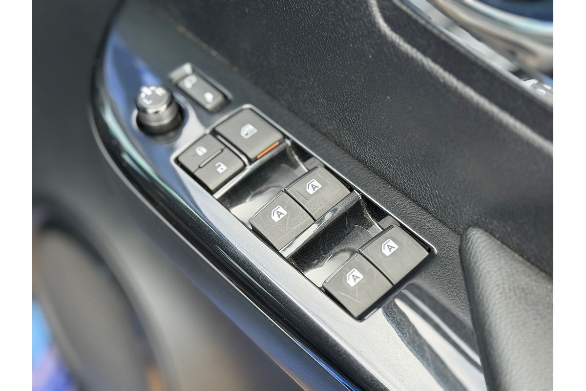 2024 Toyota Hilux Rogue 48V GUN126R 4X4