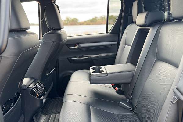 2024 Toyota Hilux Rogue 48V GUN126R 4X4