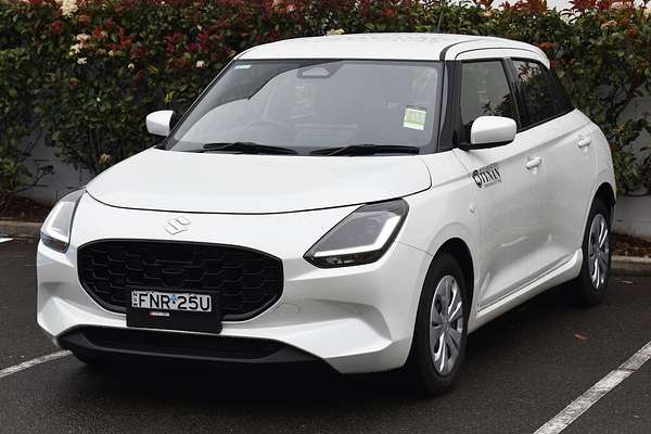 2024 Suzuki Swift Hybrid UZ