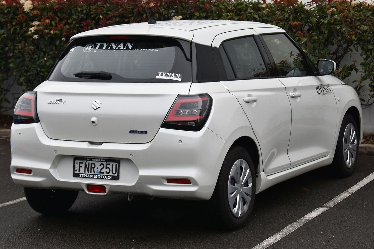 2024 Suzuki Swift Hybrid UZ