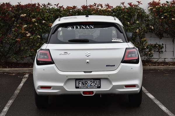 2024 Suzuki Swift Hybrid UZ