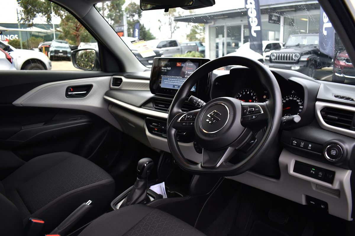 2024 Suzuki Swift Hybrid UZ